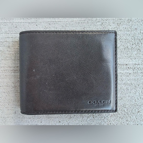 Coach Men’s Bifold Wallet – Gray Leather – Excellent Condition - Picture 1 of 3